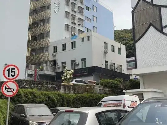 Woqu Service-Style Apartment (Shenzhen Liuxiandong)