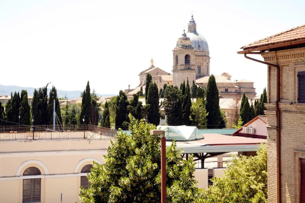 Hotel Mom Assisi