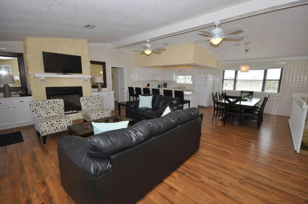 Dolphin Dunes 4 Br Home by RedAwning