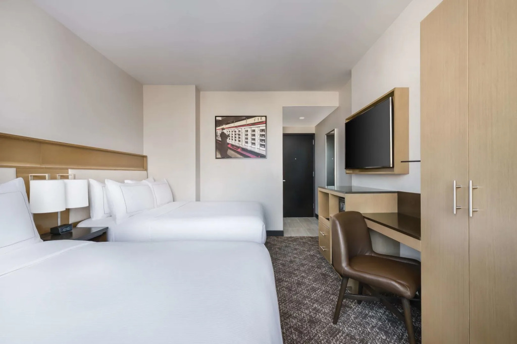 DoubleTree by Hilton New York Times Square South