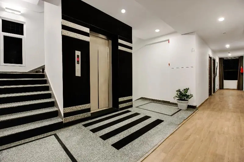 OYO Townhouse 77018 Gangothri