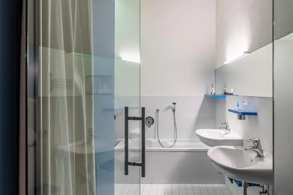 ADAM Suites - Brixen Card included