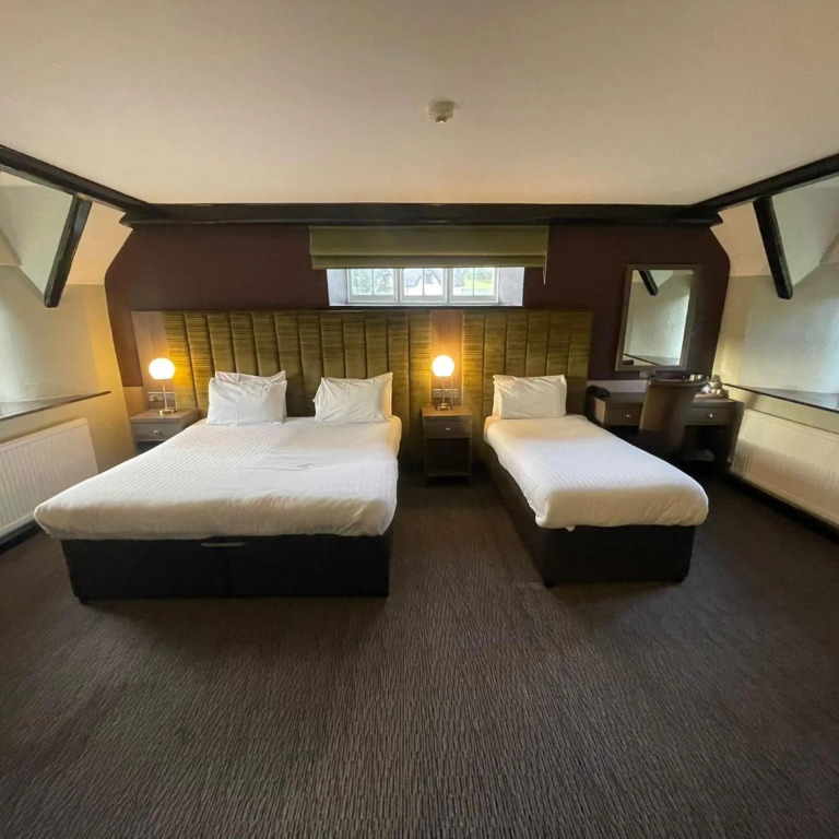 Cwrt Bleddyn Hotel & Spa