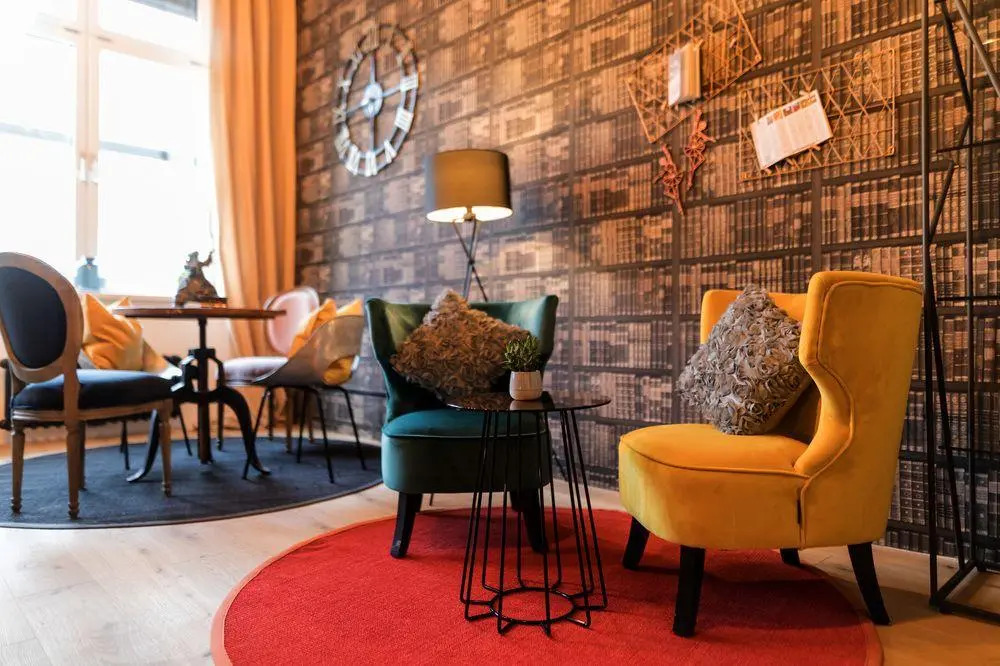 Design Hostel P182