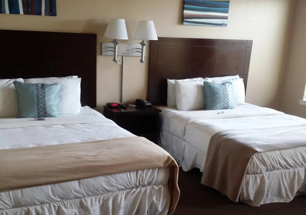 Ambassador Inn & Suites