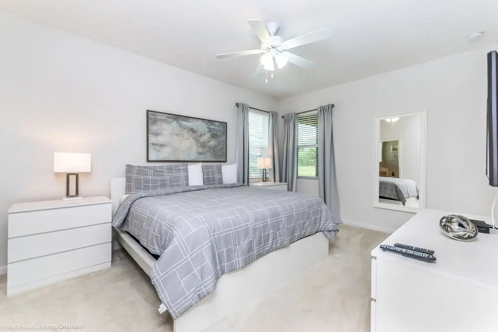 5196oa Luxury 6 Bedroom 5.5 Bath Home