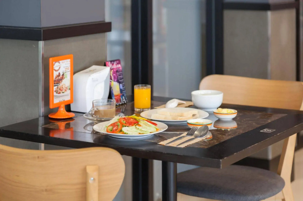 Le Park Hotel