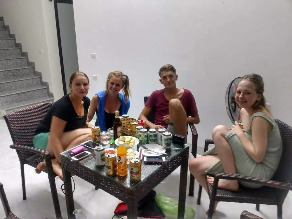 Tuyets Homestay
