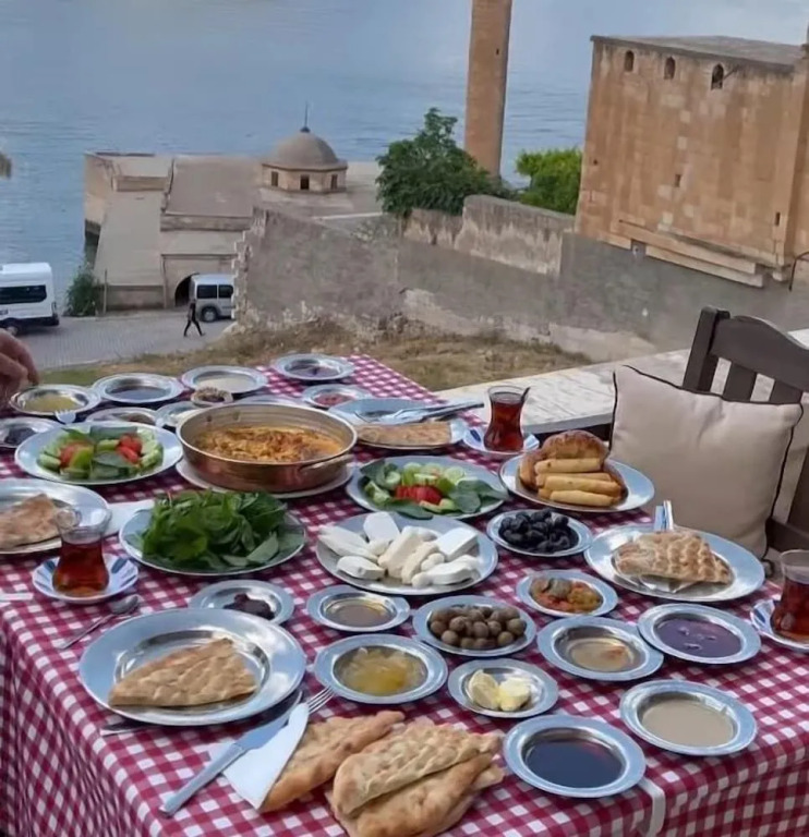 TÜRKMEN KONAGI HALFETİ BUTİK OTEL