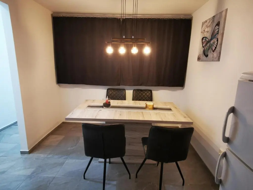 Ema Studio Apartman