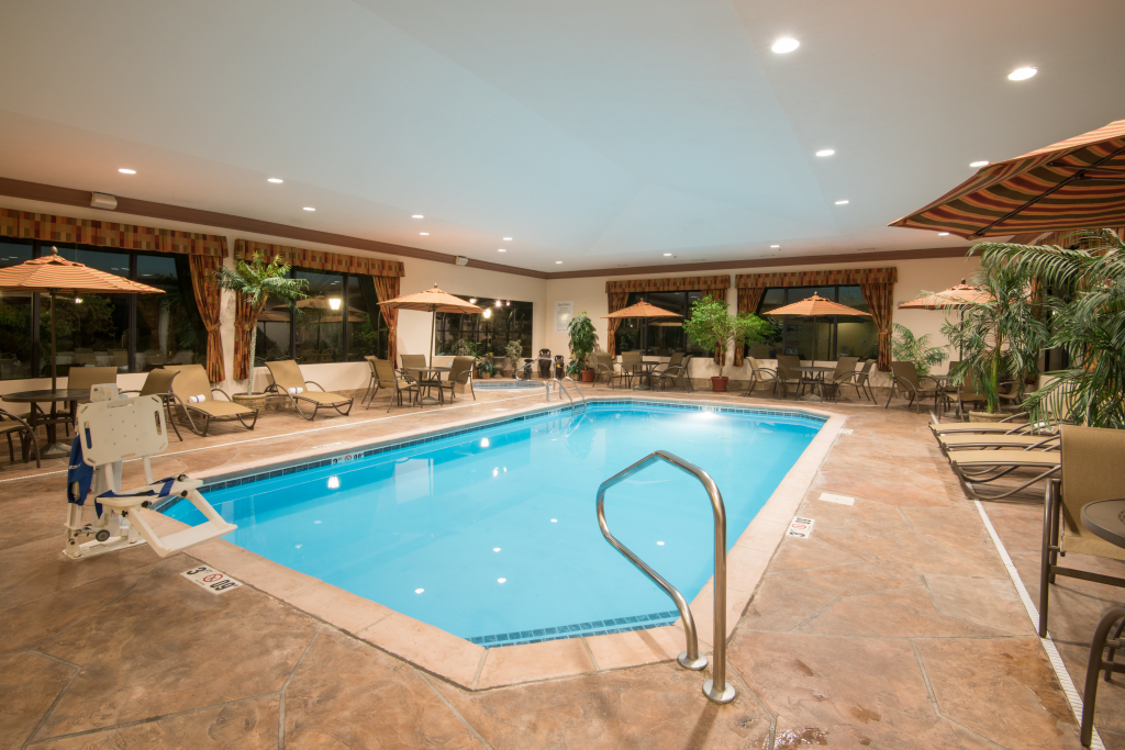 Holiday Inn Express & Suites - Sharon-Hermitage by IHG