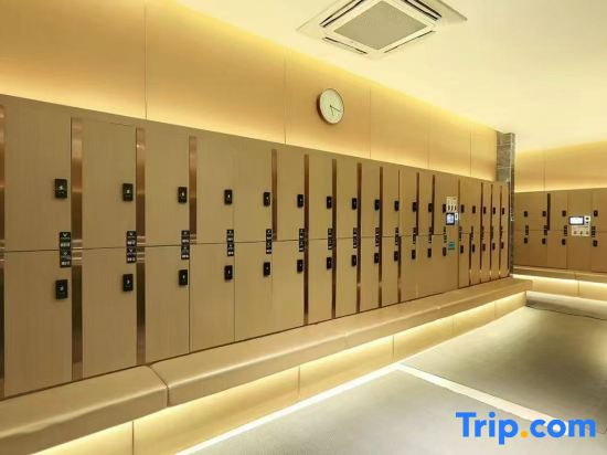 Huatai Hotel