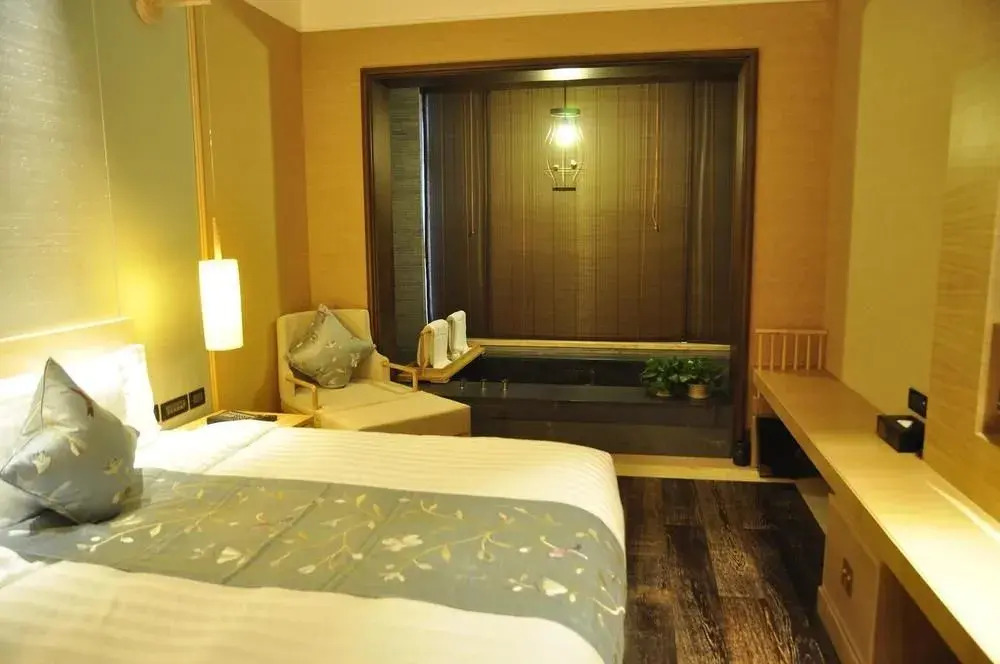Huaqing Palace Resort & Spa