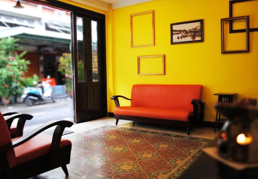 Focal Local Bed & Breakfast