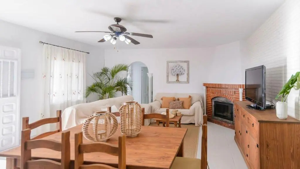 Villa Las Palomas Torrox by Ruralidays