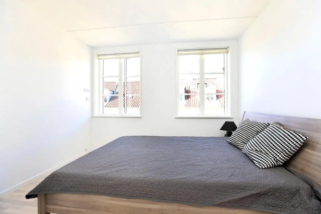CITY, LUX APARTM - 2 FULL BATHROOMs, 1v