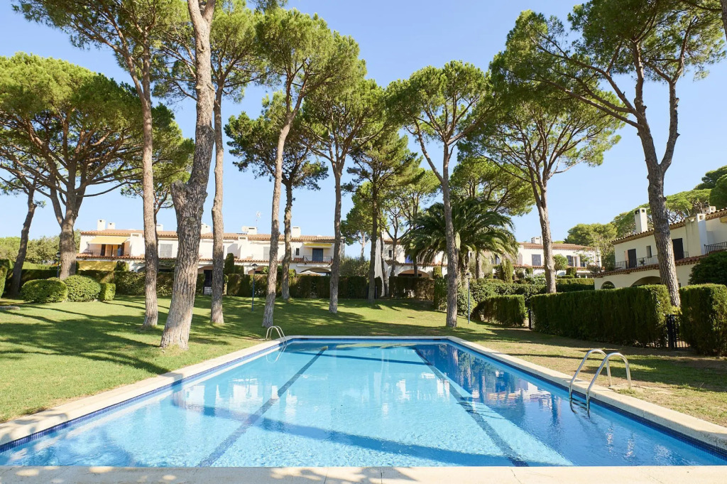Ronda in Llafranc with 4 bedrooms and 2 bathrooms