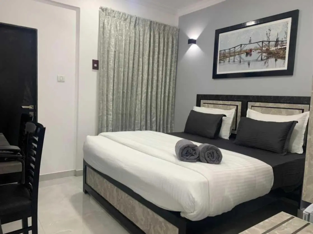 Henmil Hotel