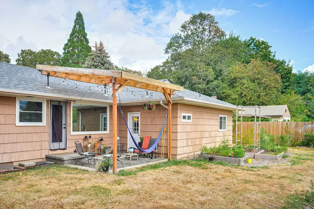 Guest Suite in Portland Area w/ Shared Patio