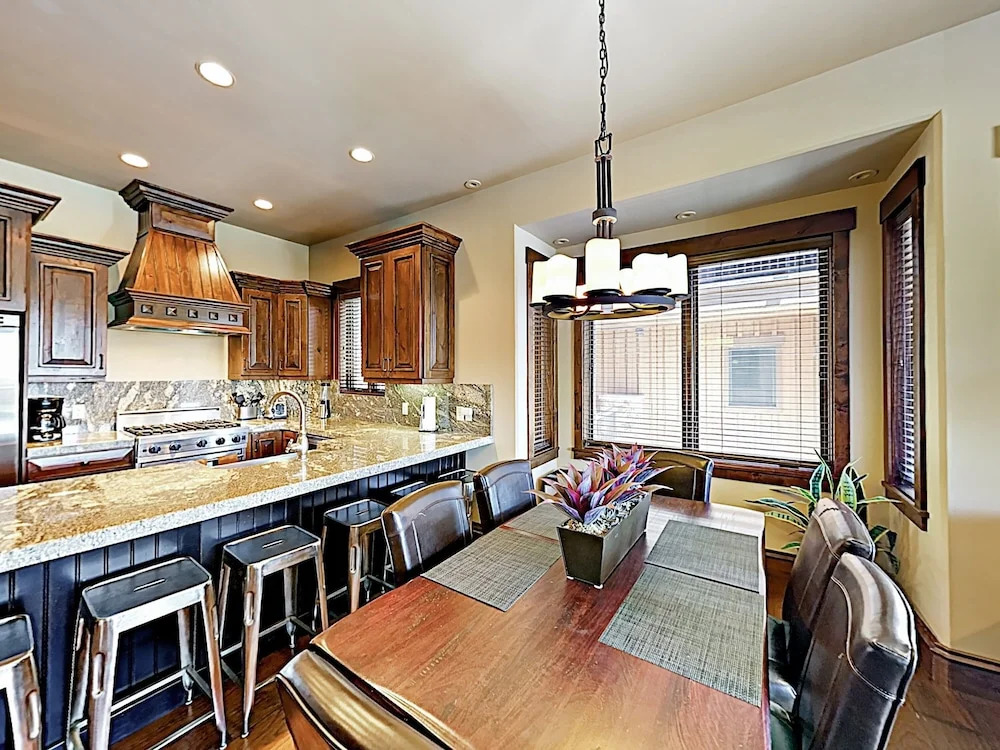 New Listing! Park City Mountain W/ Hot Tub 3 Bedroom Townhouse