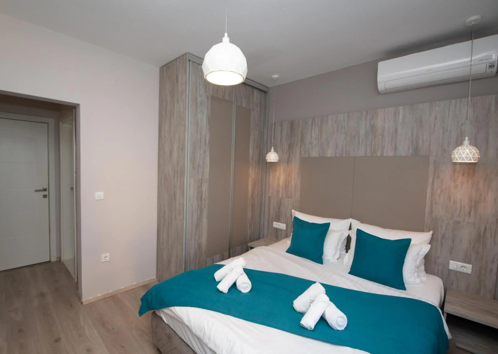 ZARO Apartments