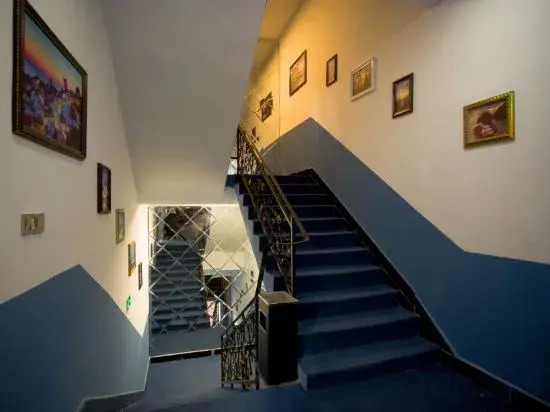 Liyang Eiffel Theme Hotel