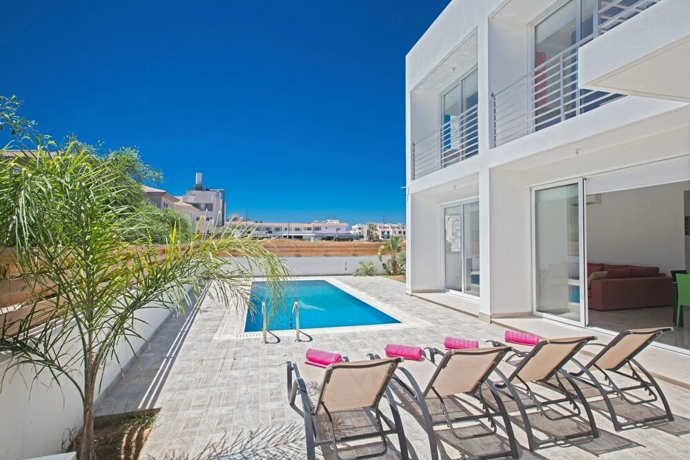 Cyprus Villa Pearl 17 Gold