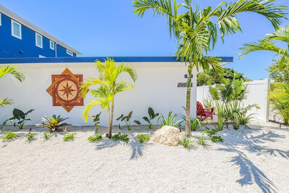 Captain's Quarters at Anna Maria Island Inn