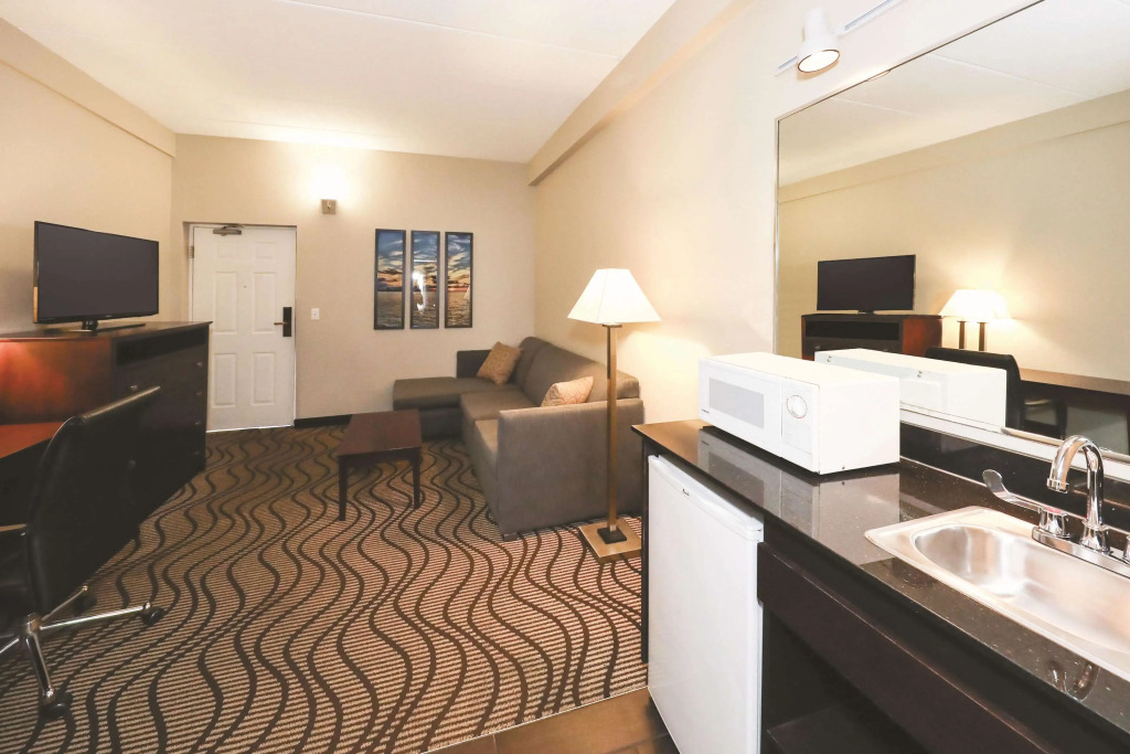 La Quinta Inn by Wyndham Sandusky near Cedar Point