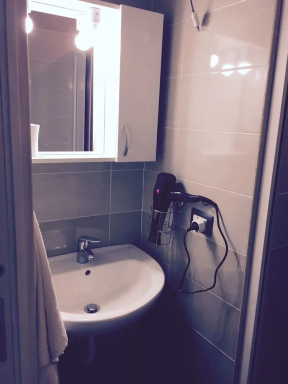 Flavio Gioia short let