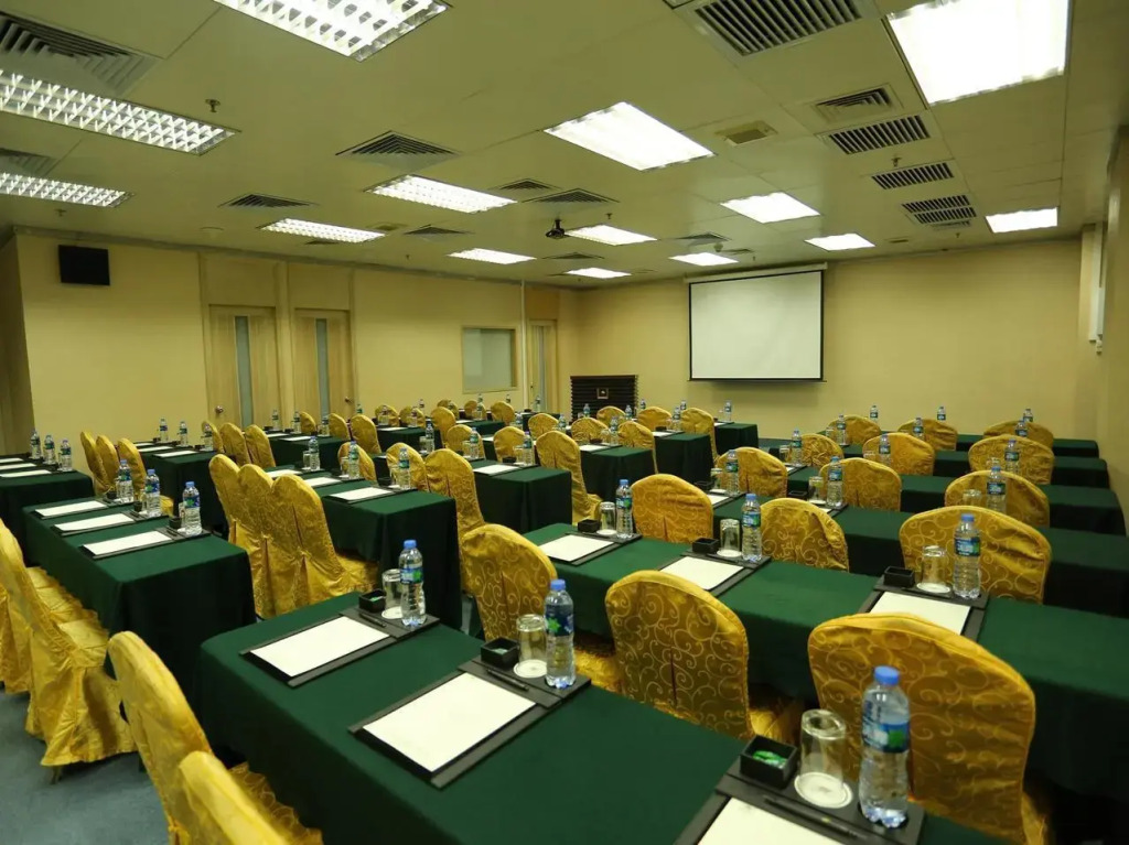 Agile Hotel
