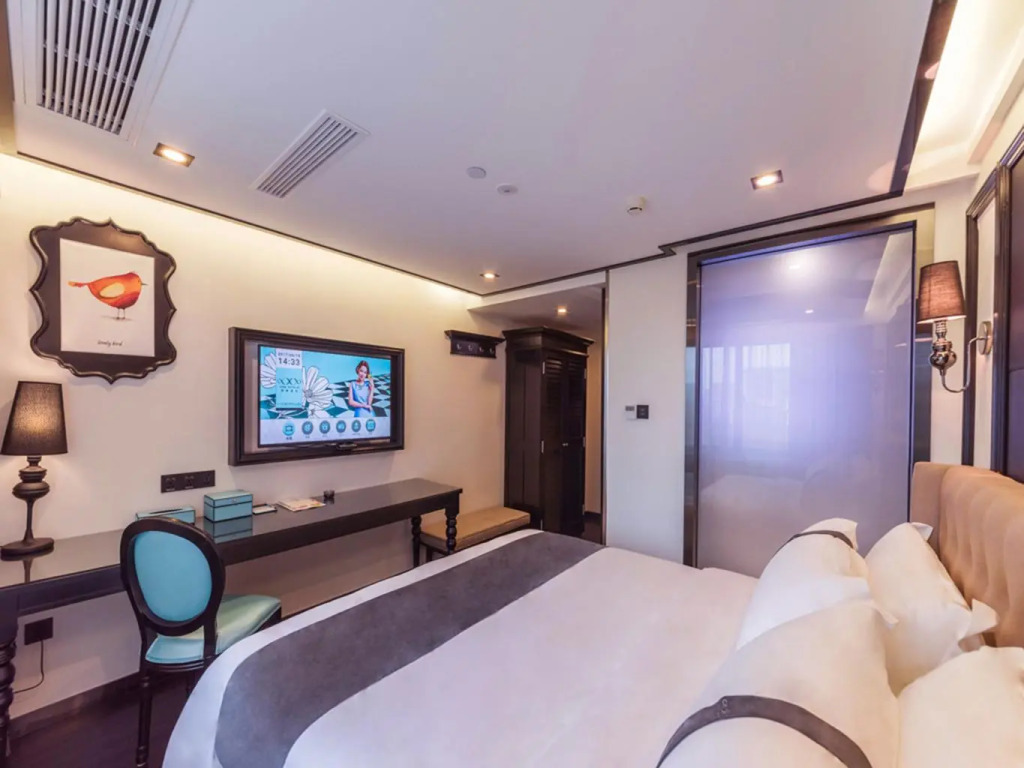 Xana Hotelle Xiamen Airport Fanghu Station Center