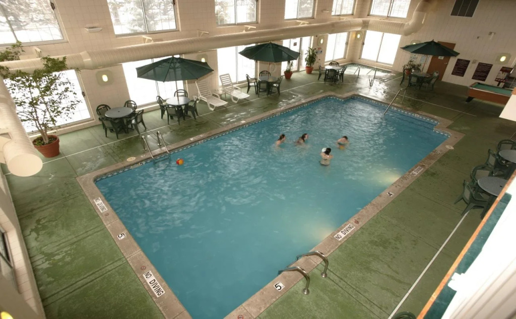 Holiday Inn Express Grand Rapids Southwest by IHG