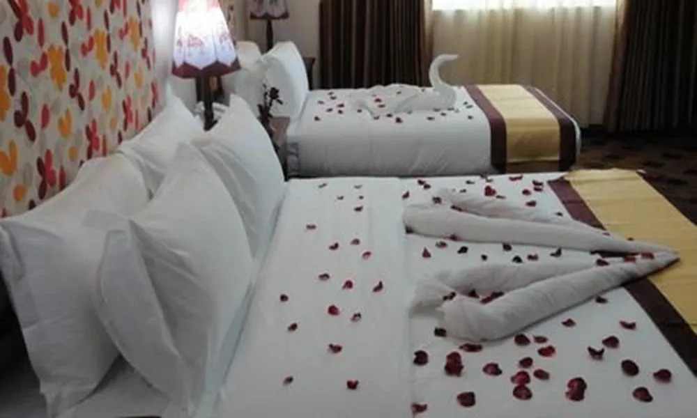 Royal Lotus Hotel