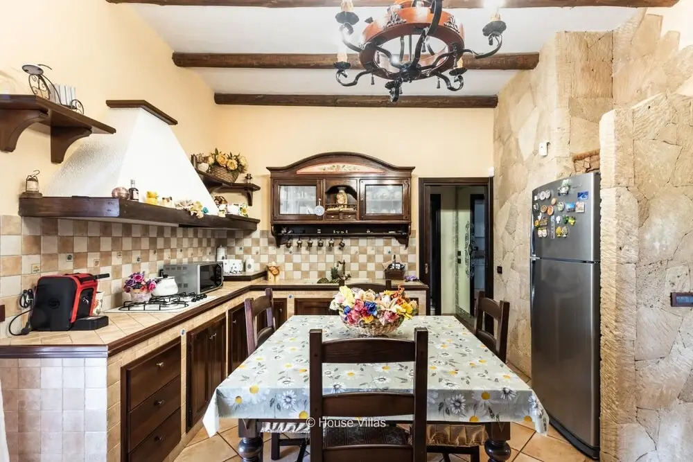 Luxury Garden in Gallina