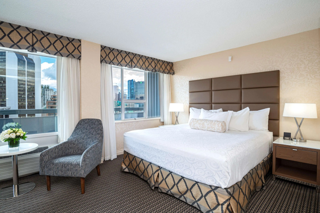 Best Western Premier Chateau Granville Hotel & Suites & Conference Centre