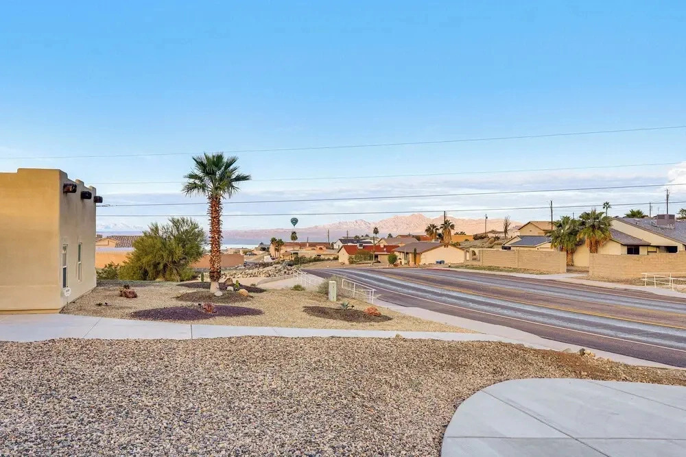 Desert Breeze Retreat Near All of Lake Havasu