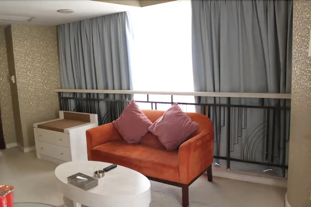 Hangzhou LongHill Hotel