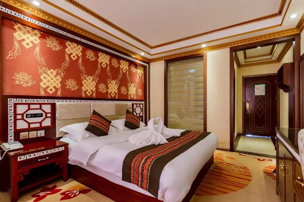 Floral Hotel · Shangri-la Blue Sky