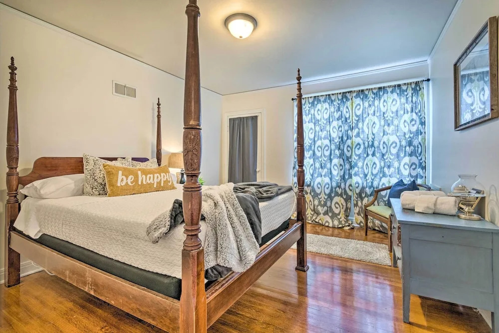 Little Rock Home ~ 5 Mi to Downtown