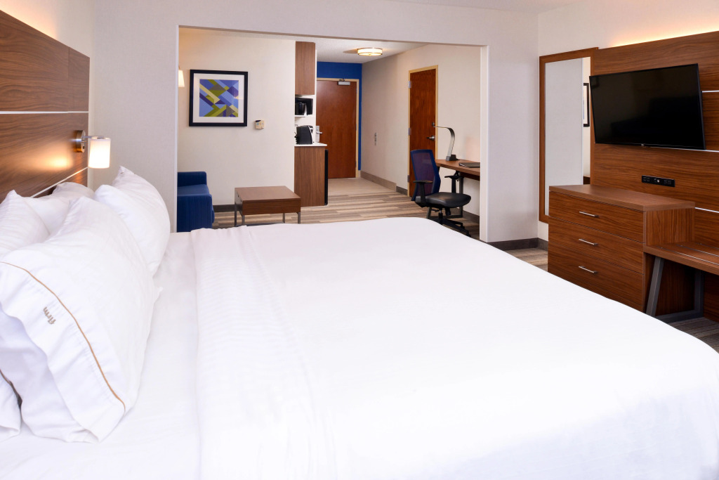 Holiday Inn Express Hotel & Suites Urbana-Champaign-U of I Area by IHG