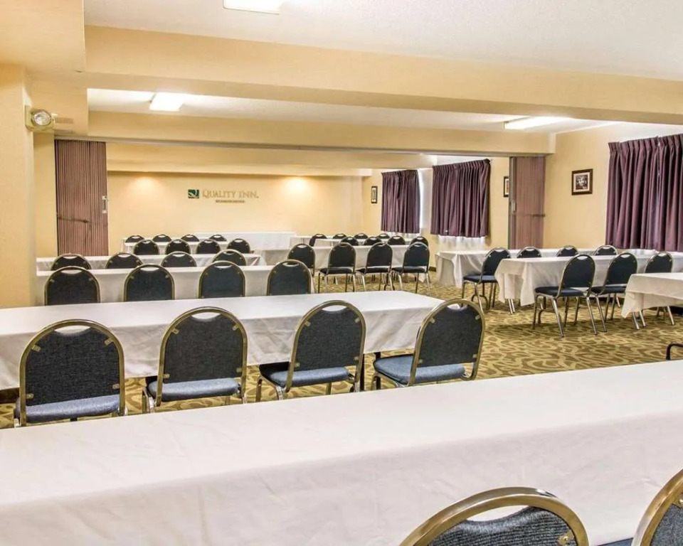 Quality Inn Saint Ignace I-75