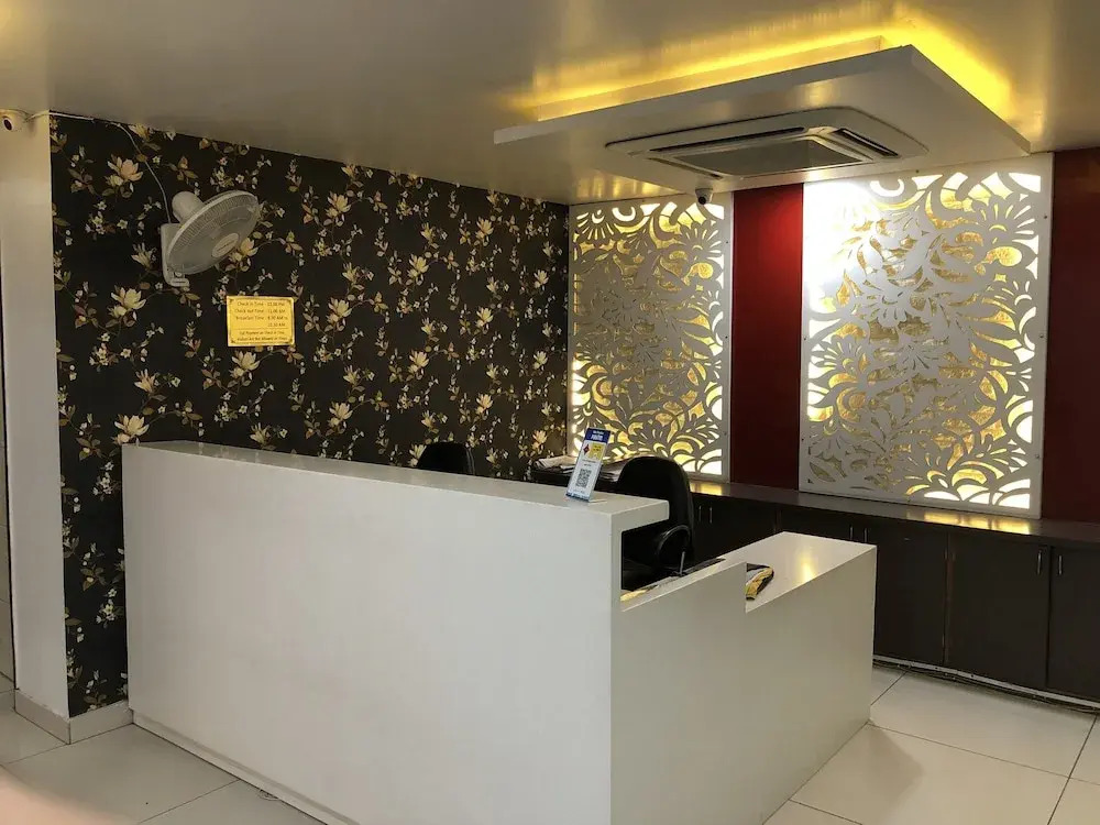 Capital O 6772 Hotel Mukund