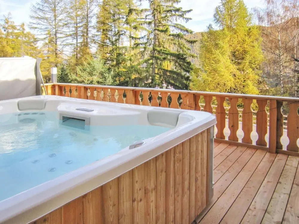 Exceptional Chalet With Outdoor Bubble Bath