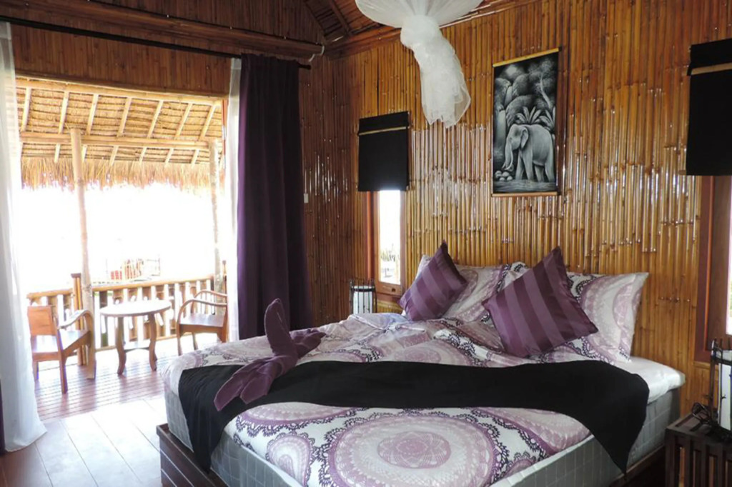 Lazy Days Bungalows