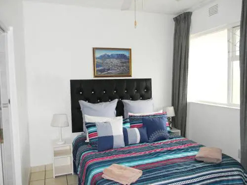 Dumela Margate Flat No 14