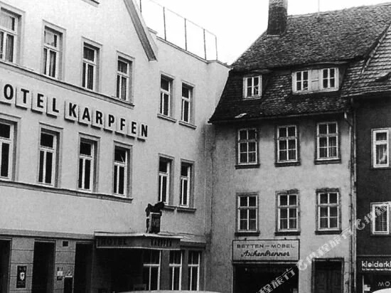 RomanticHOTEL Goldener Karpfen - das kleine, feine Grandhotel direkt in der Altstadt