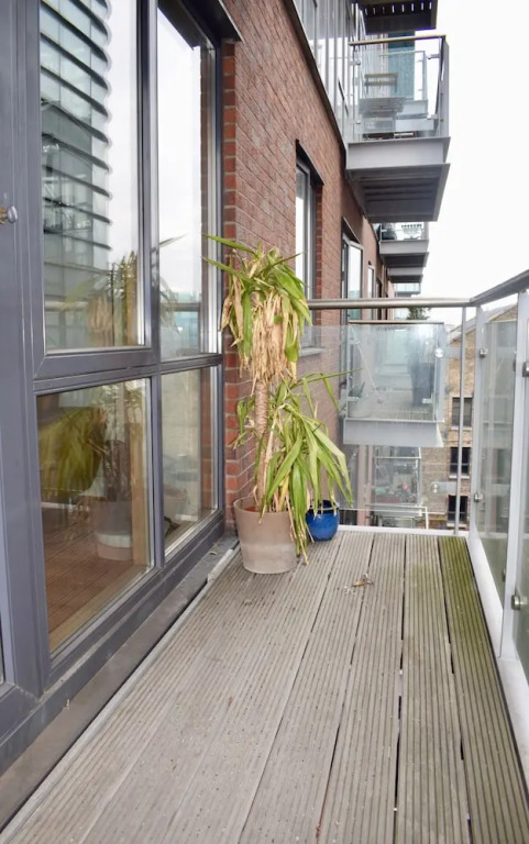 Modern 2 Bedroom Apartment in Dublin City Centre