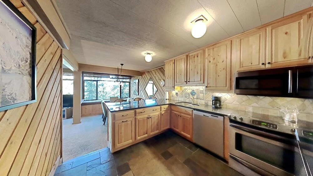 Great 2 Bedroom Condo Right Across Canyon Lodge! Walk To Lifts! Free Gondola to Village! (Unit 553 at 1849) by RedAwning