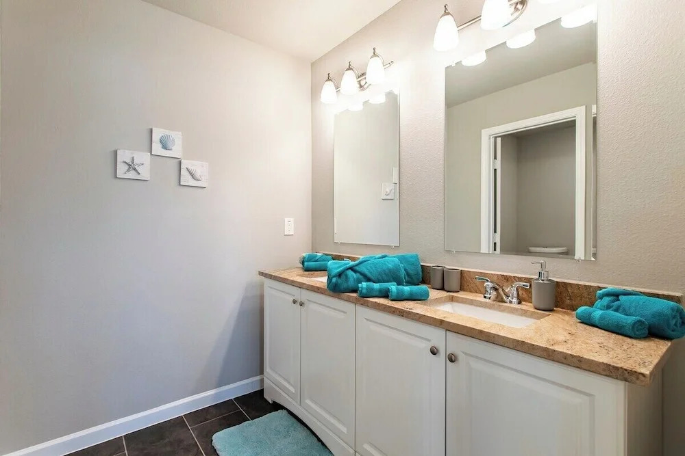 4BR Home in the Heart of Cowboy Nation!